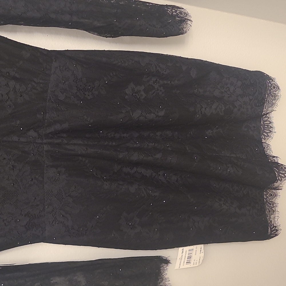 Dress - Picture 5 of 12